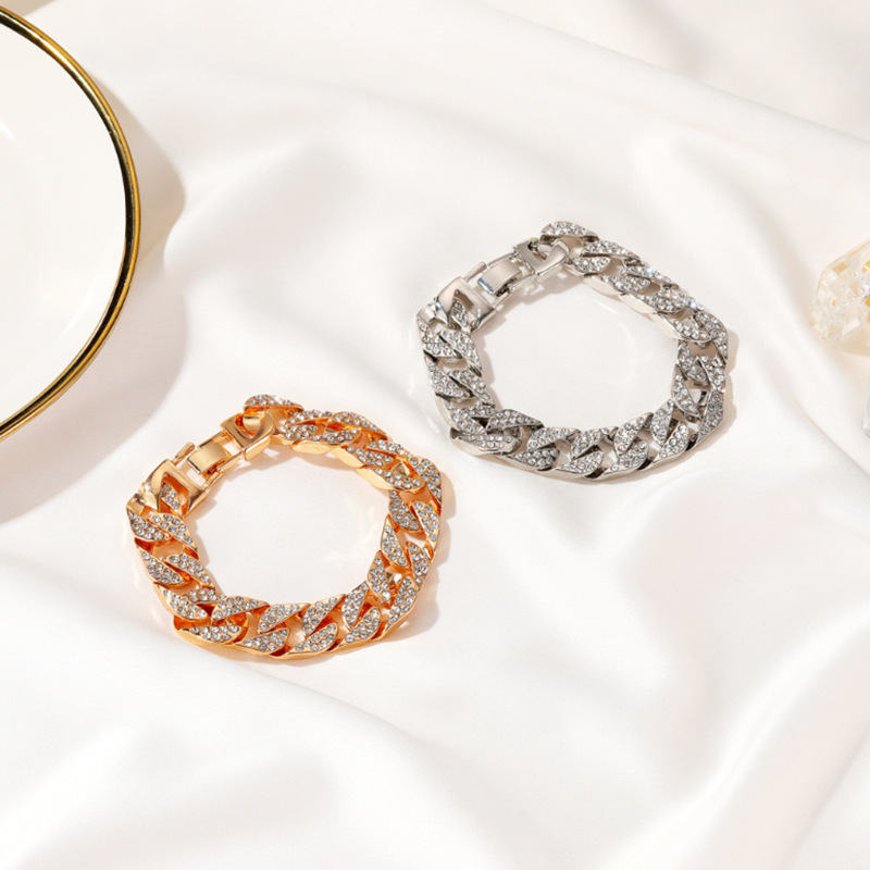 Luxe Iced Cuban Bracelet - Image 3