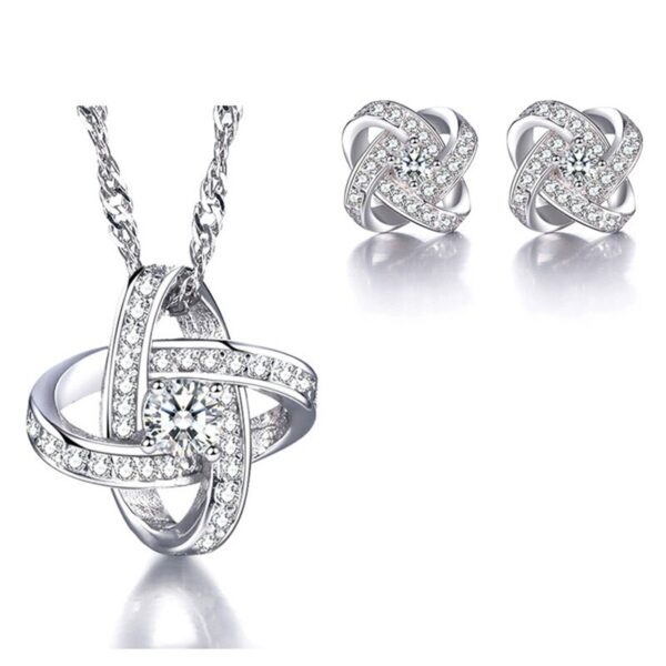 Infinity Clover Set